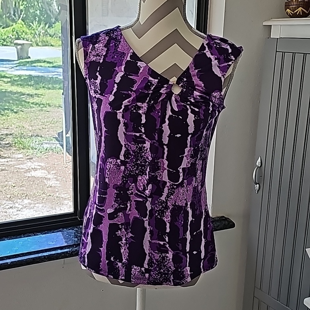 Dana Buchman top size XS NWT